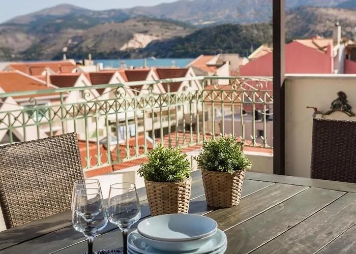 Panoramic Luxurious Penthouse